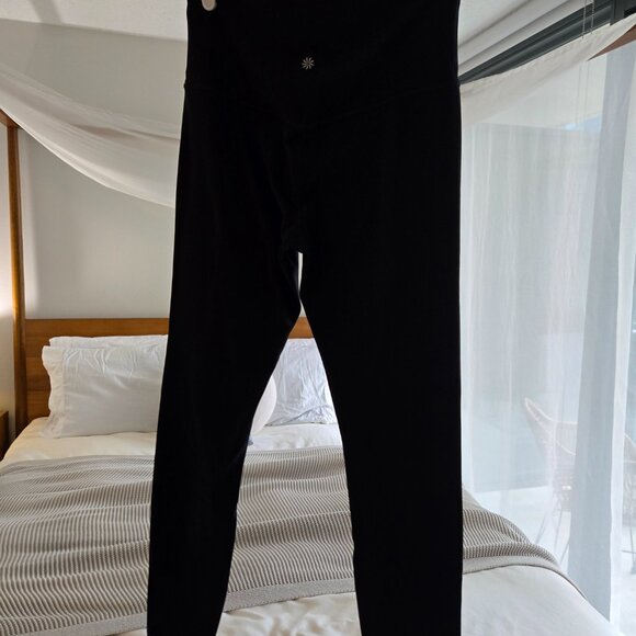 ATHLETA Elation Ultra High Rise Leggings in Black SIZE SMALL - Picture 3 of 10